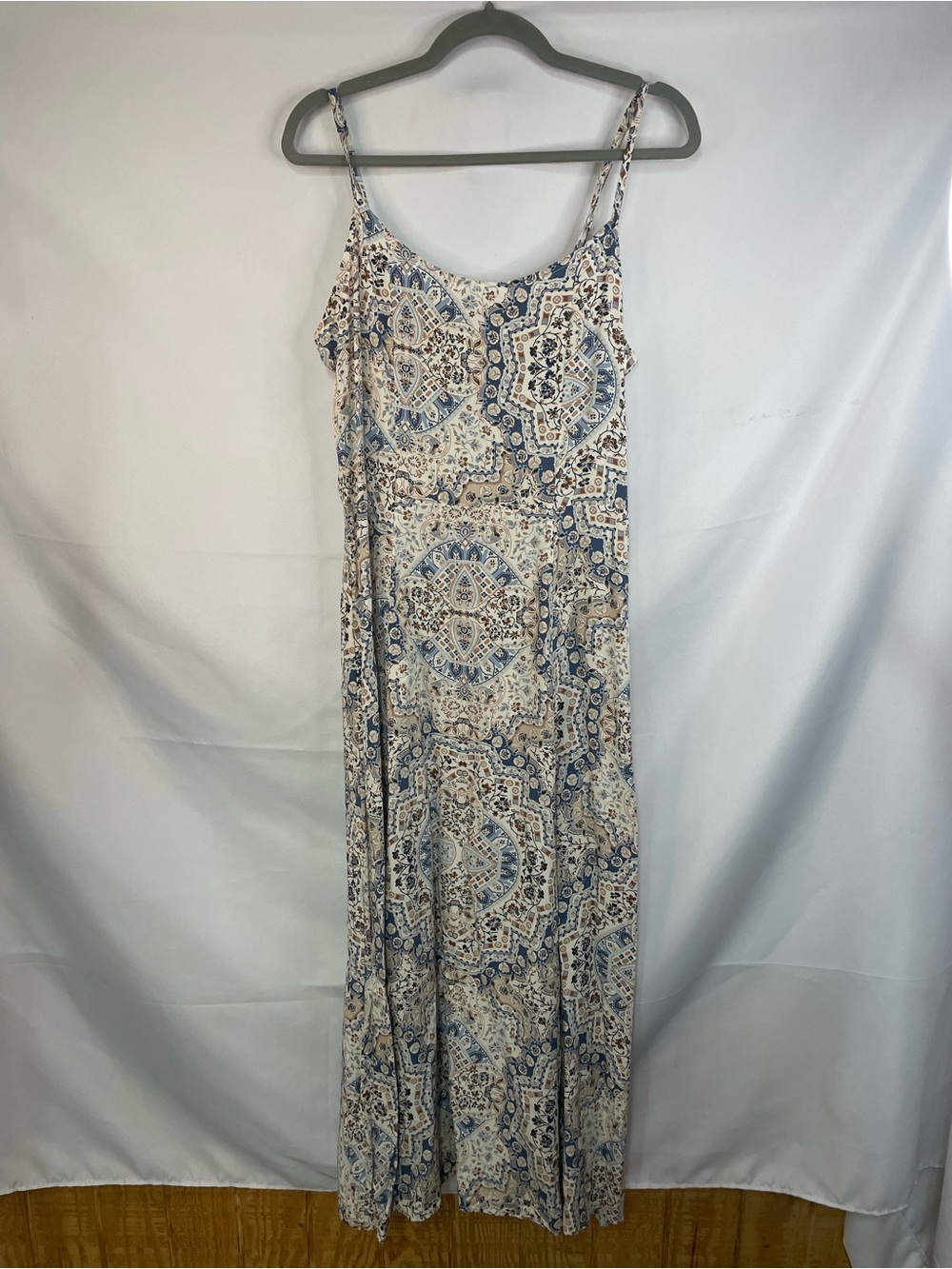 Sleeveless Printed Maxi Dress in Blue & Cream, Wranglers Retro. So cute!